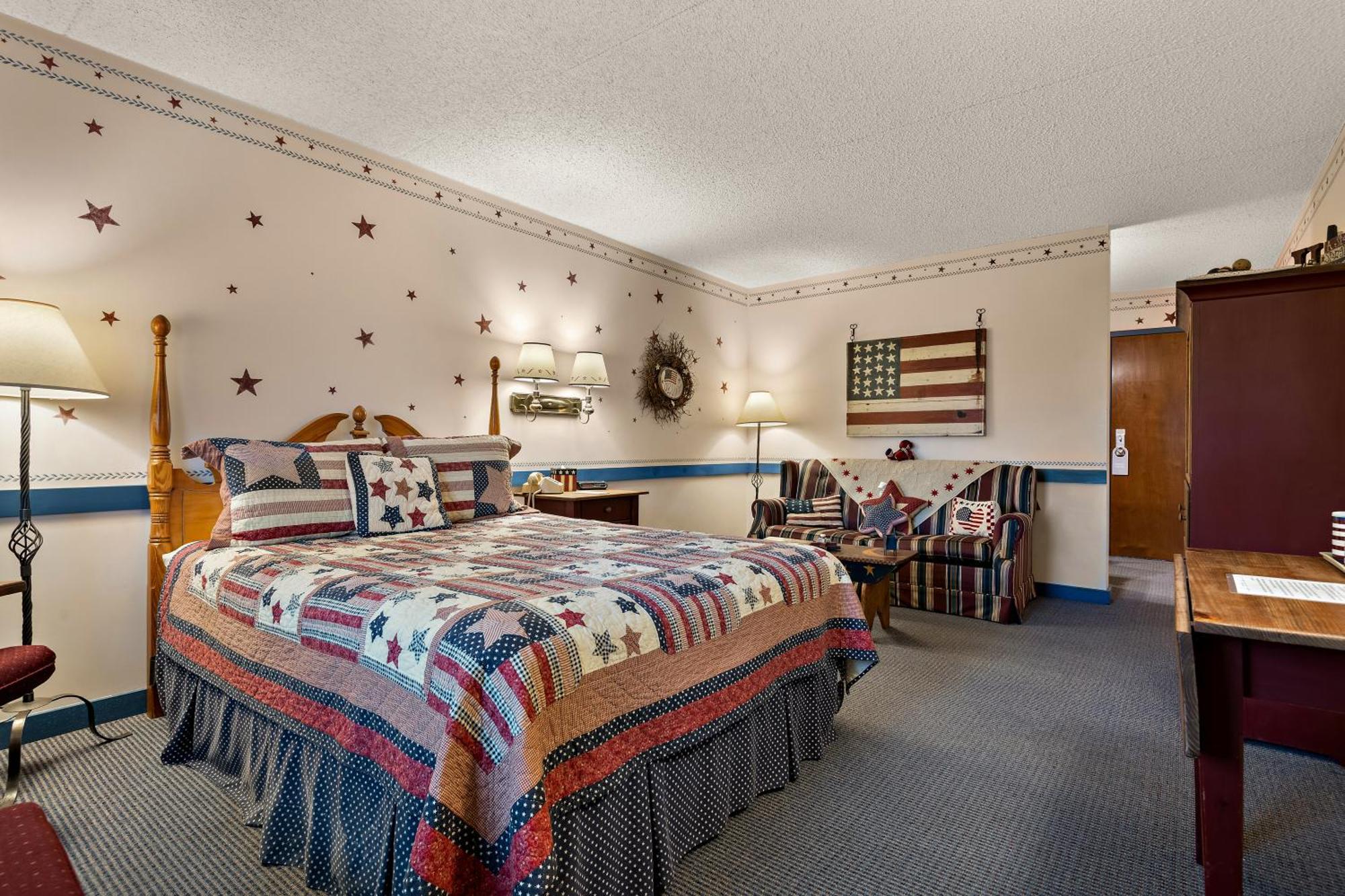 Country Living Inn Smoketown  Экстерьер фото
