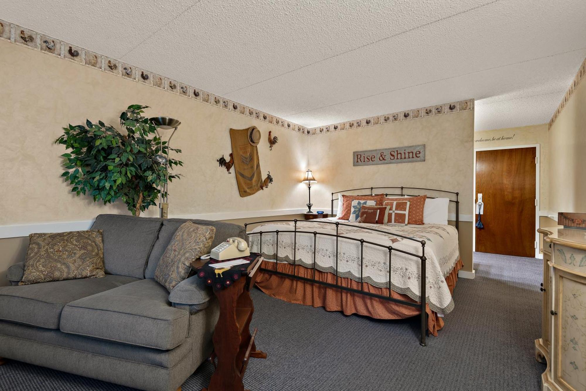 Country Living Inn Smoketown  Экстерьер фото