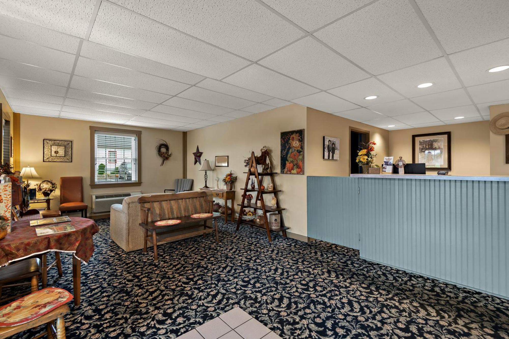 Country Living Inn Smoketown  Экстерьер фото